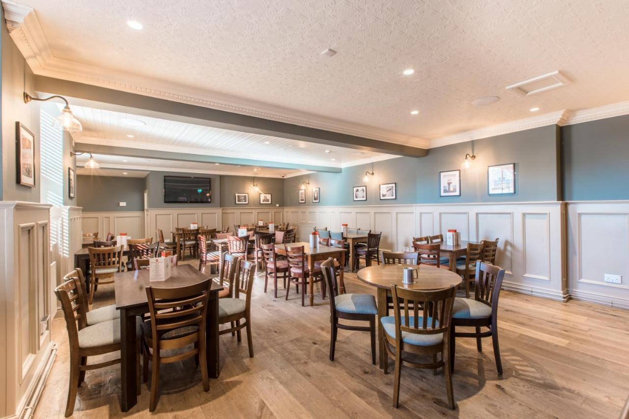 The George Hotel Castletown Luaran gambar