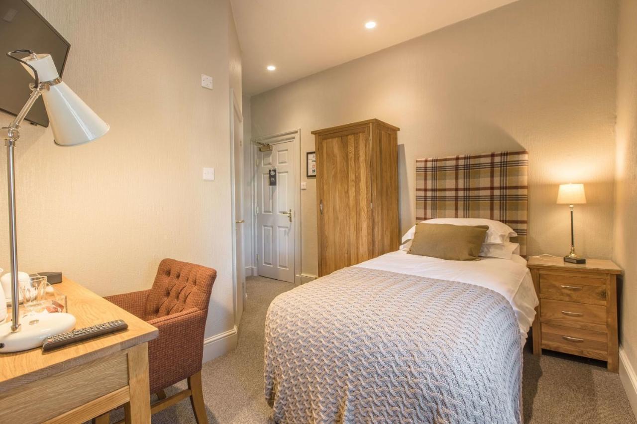 The George Hotel Castletown Luaran gambar
