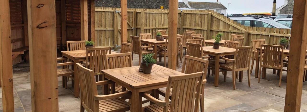 The George Hotel Castletown Luaran gambar